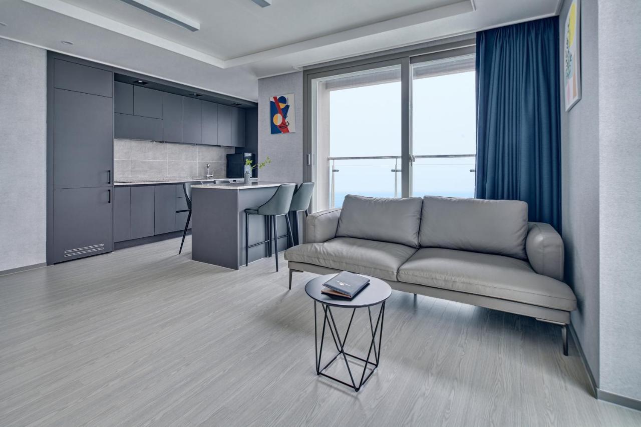 Gangneung Chonpines Ocean Suites Hotel Εξωτερικό φωτογραφία
