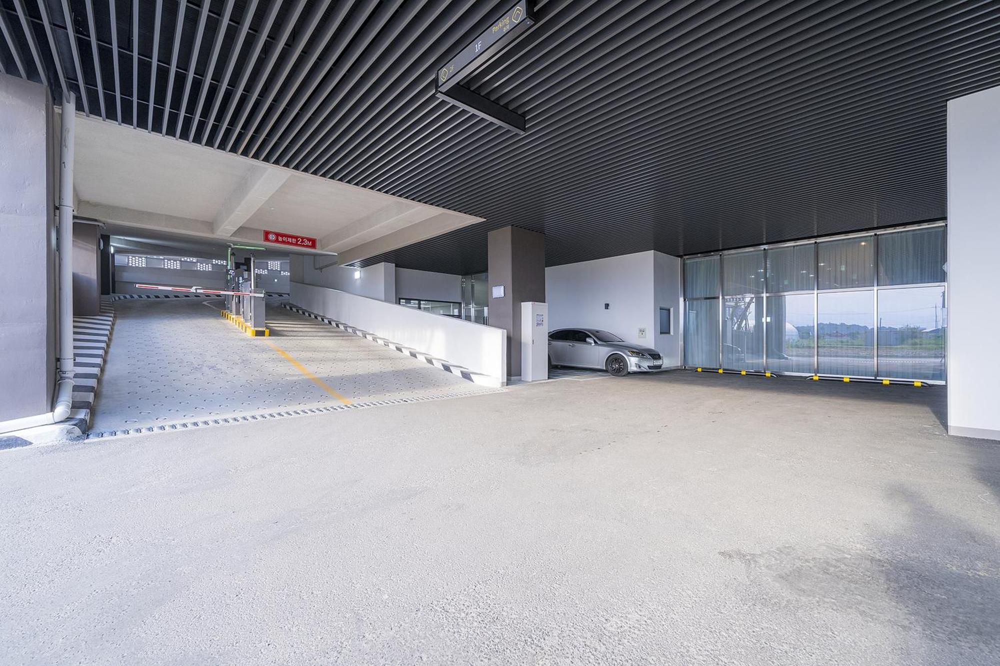 Gangneung Chonpines Ocean Suites Hotel Εξωτερικό φωτογραφία